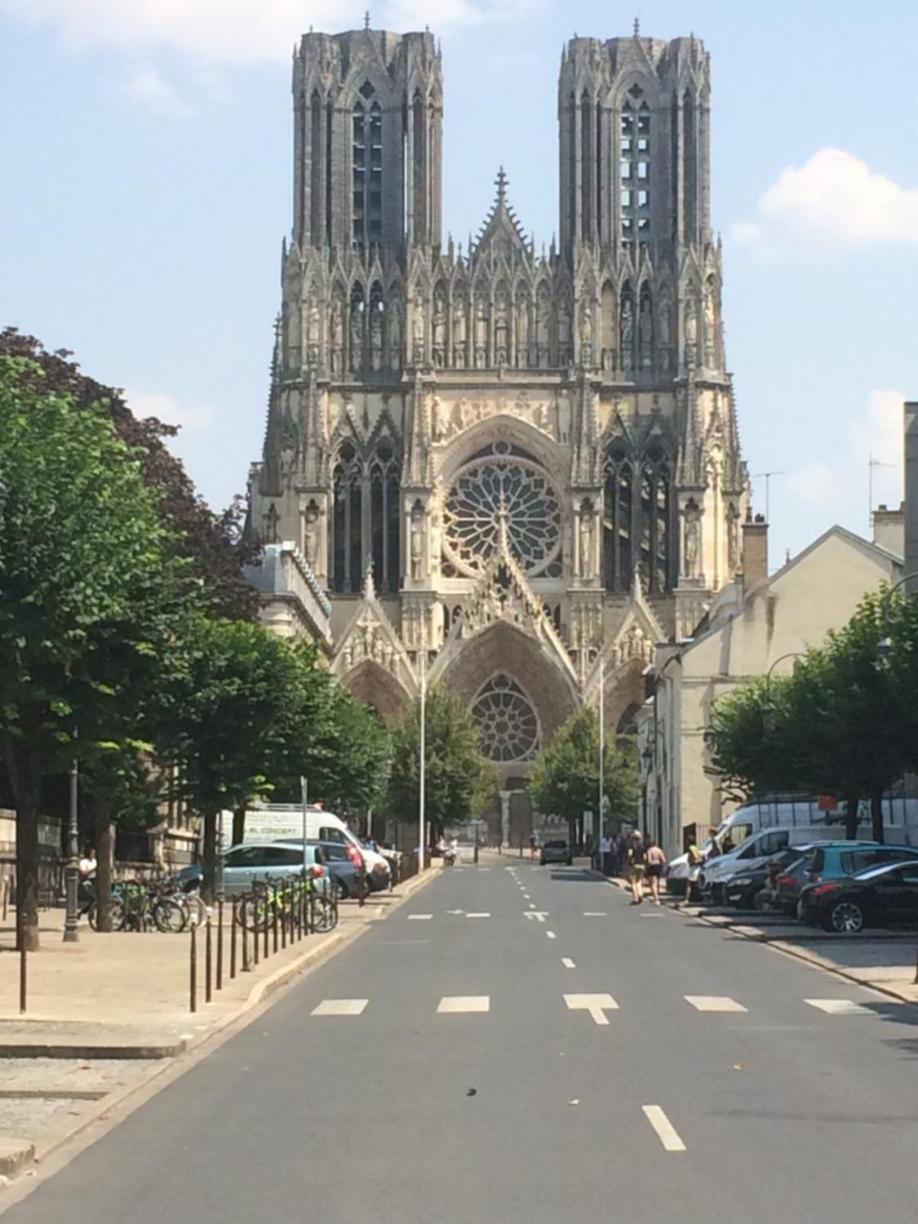 L Industriel Remois, Centre Ville, Proche De La Cathedrale Reims Buitenkant foto